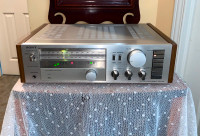 1980 Vintage Silver Face Sony 28 WPC Stereo Receiver STR-V25