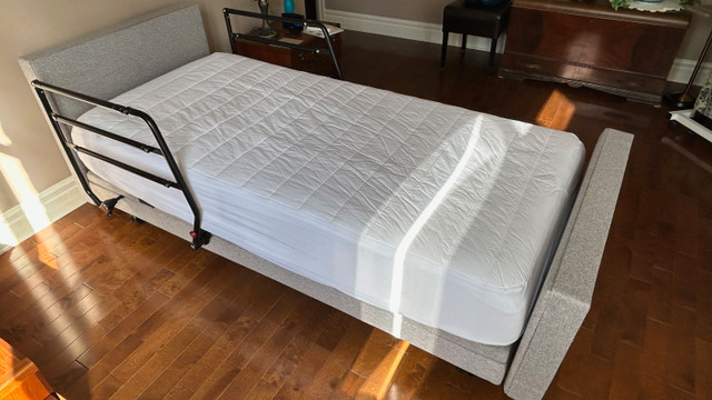 Lit orthopédique Orthex Sophia 4 dans Santé et besoins spéciaux  à Laval/Rive Nord