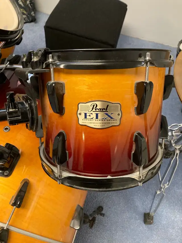 Pearl Export 5-Piece Drumset (Sunburst)  in Drums & Percussion in City of Toronto - Image 4