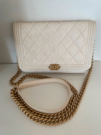 Chanel boy wallet on chain Caviar leather