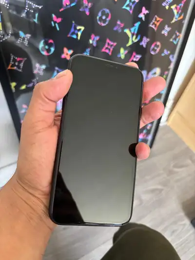iPhone XR 64gb **Airpods/Charger Set/Delivery**, View more
