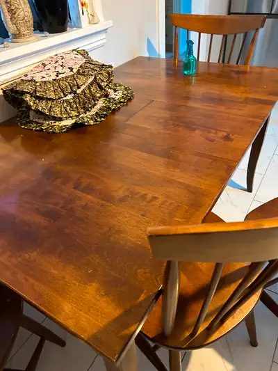Kitchen table and 4 chairs nice set, View more