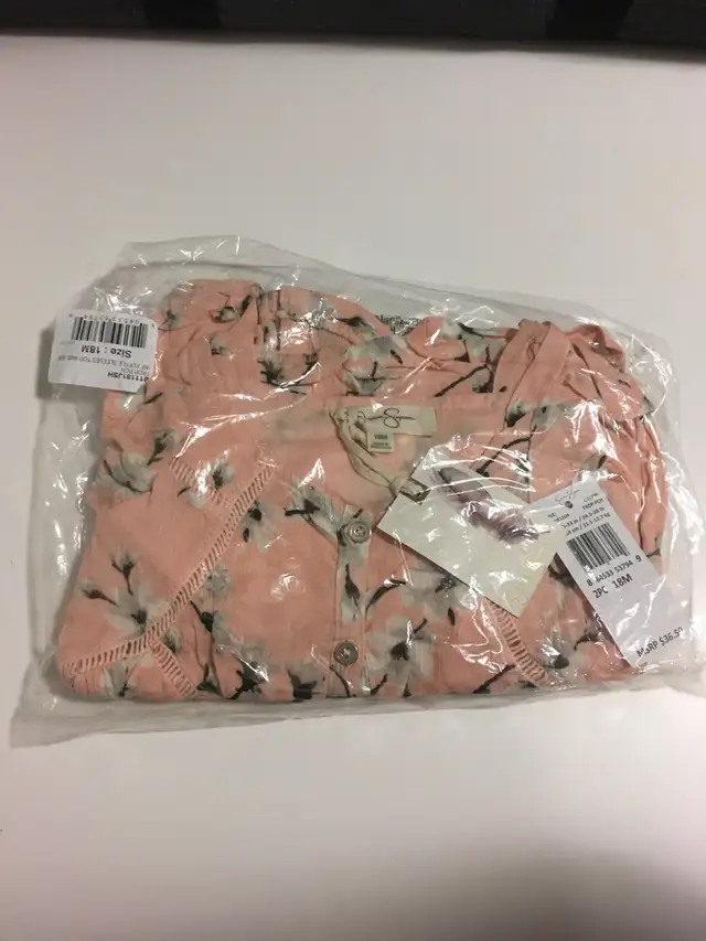 JESSICA SIMPSON BABY - NWT - 18M - BABY GIRLS OUTFIT LOT in Clothing - 12-18 Months in Kingston - Image 9