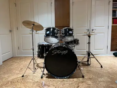 Stagg Drum Set - 5 Piece - $450, View more