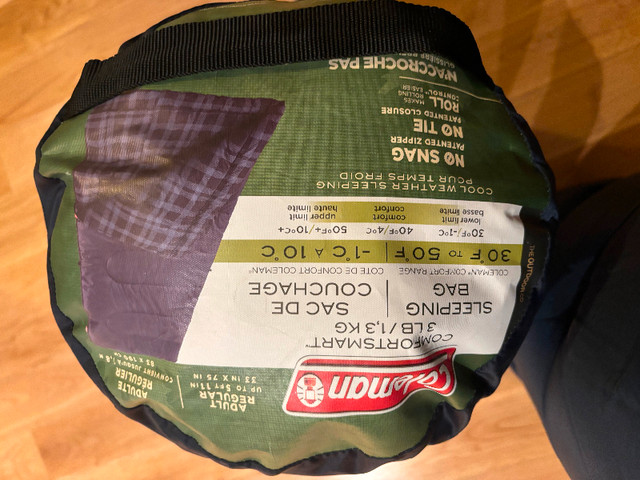 Sleeping bag Coleman (-1 à 10degres) simple et matelas gonflable dans Autre  à Laval/Rive Nord - Image 2