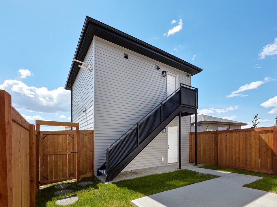 GARAGE SUITE FOR RENT IN BEAUMONT 2