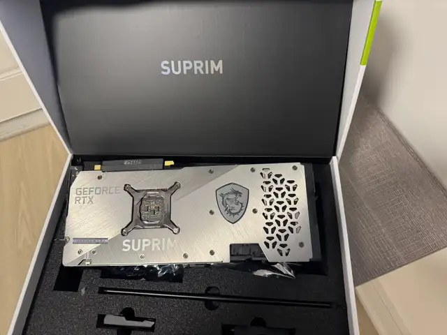 SUPRIM X GEFORCE RTX 3070 OC 8GB GPU in System Components in City of Toronto - Image 5