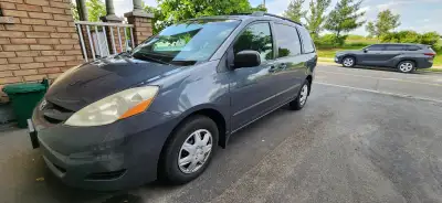 2010 Toyota Sienna CE – Well-Maintained, No Accidents! Looking for a reliable family van? This 2010...