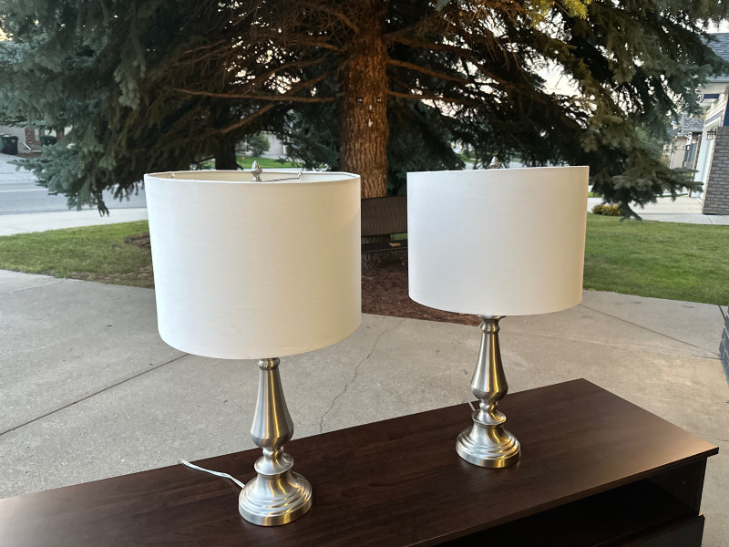 Set of 2 Table Lamps in Brushed Nickel with white shade Indoor