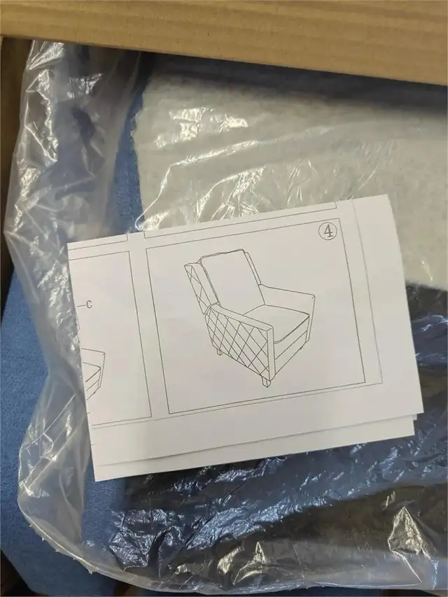 AVAWING Push Back Recliner Chair, Wing Back Chairs with Arms in Chairs & Recliners in Markham / York Region - Image 5