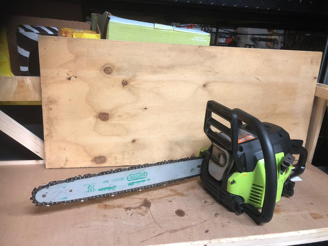 Poulan wood shark 3314 chainsaw 18 inch chain saw in Power Tools in Oakville / Halton Region