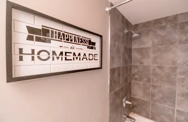 Downtown Condo in Long Term Rentals in Saskatoon - Image 9
