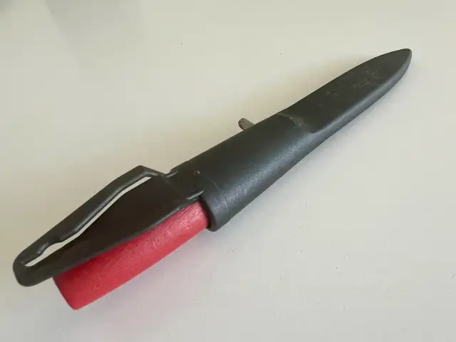 Vintage Original Eriksson Mora Sweden Puukko Fixed Blade Knife in Kitchen & Dining Wares in Gatineau - Image 7