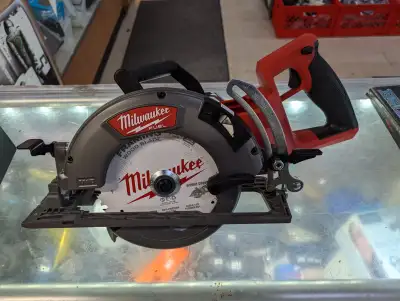 MILWAUKEE M18 REAR HANDLE 7-1/4" CIRCULAR SAW, View more