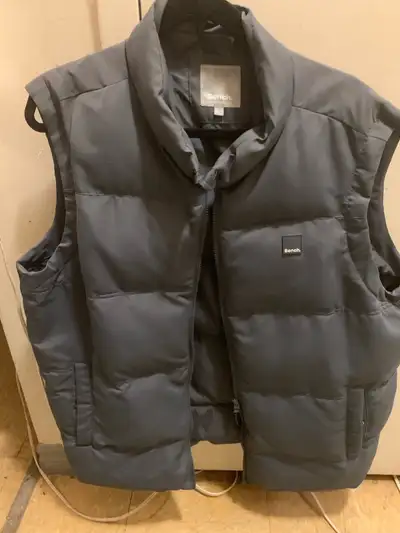 MENS BENCH VEST, View more