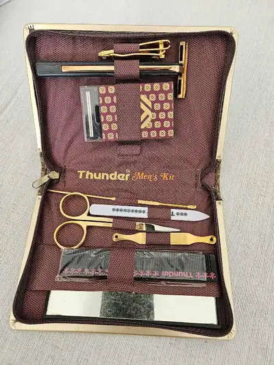 Thunder men's travel kit, 8 items, price non negotiable, View more