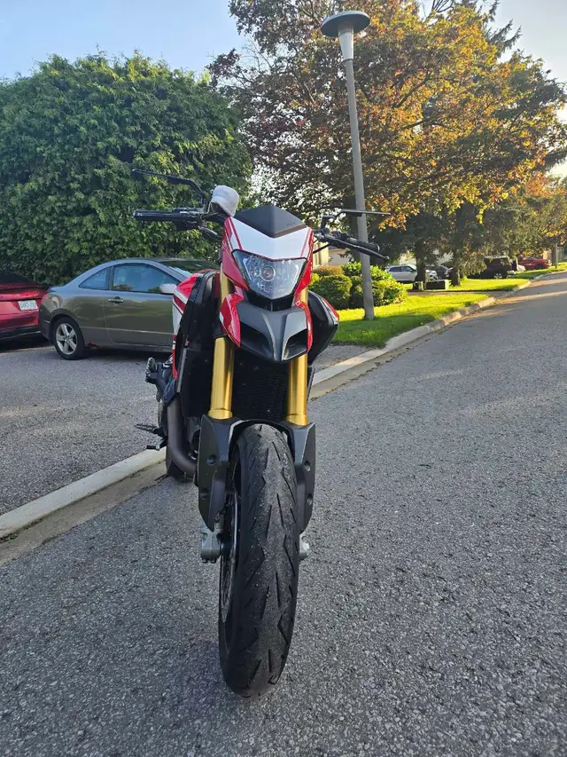 2016 Ducati Hypermotard 939sp in Sport Bikes in Markham / York Region - Image 3