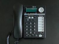 AT&T Two-Line Corded Telephone (Model 993)