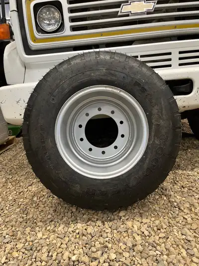 NEW GOOD YEAR TIRES AND RIMS 440/55/18 159A8 RATED FOR 9650 LBS FLOTATION TIRES AND RIMS $500.00 306...