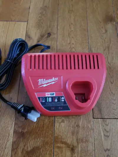 12v M12 fuel Milwaukee battery charger batterie chargeur neuf, View more