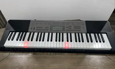 Casio LK-165 electronic Keyboard w/ Key Lighting System , View more