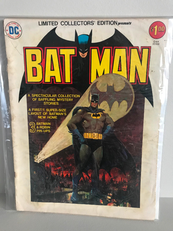 Batman: DC Treasury Edition in Comics & Graphic Novels in Strathcona County - Image 2