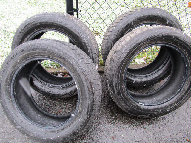 4 pneus  pour été 225 65 17 BLIZZAK de brigestone pour 125 $ dans Pneus et jantes  à Lanaudière