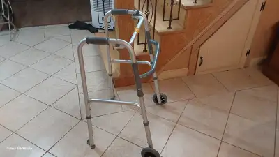 marchette, View more