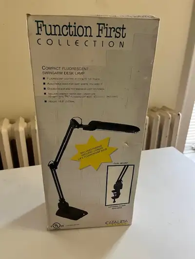 SWINGARM DESK LAMP NEW ... NEVER OUT OF BOX FLUORESCENT MEASURES : ~20"H with 36" Reach Dual desk pl...