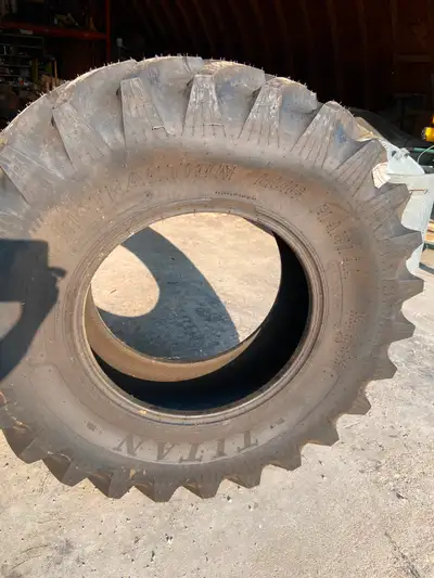 Titan 16.9R26 Hi-Traction Lug Radial tire. New never used.