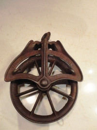 Antique Cast Iron Pulley Wheels With Hooks Louden Co.Guelph Ont