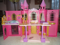 CHATEAU PRINCESSES DISNEY    (RARE)