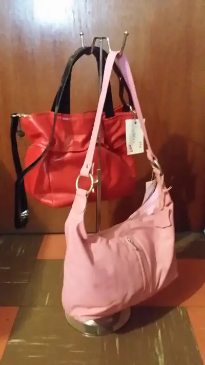 Available all in good-as-new working Condition Purse/Handbag Hangers Double, Adjustable Height (16 -...