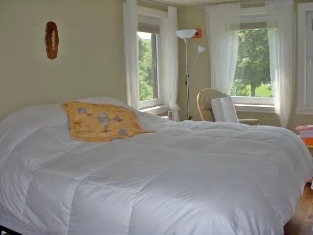 Beautiful condo in the heart of Nun's Island (Ile des Soeurs)62866662287107124