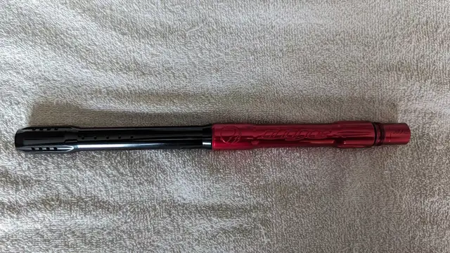 Dye Ultralite + Boom Stick + 12 inch tip in Paintball in West Island - Image 4