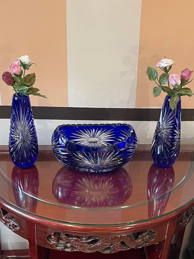 Vintage more than 30 year old Blue Cobalt Germany crystal vases  in Arts & Collectibles in Hamilton