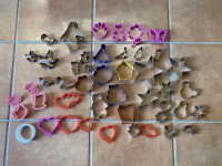 45 Cookie cutters lot Elmo Hello Kitty Bear Animal & more