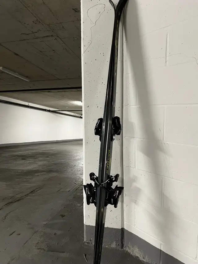 $ 20 skis in Ski in Richmond - Image 2