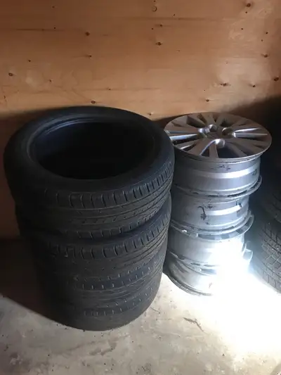 Nissan Rims Tires 215/55/17 Hankcook