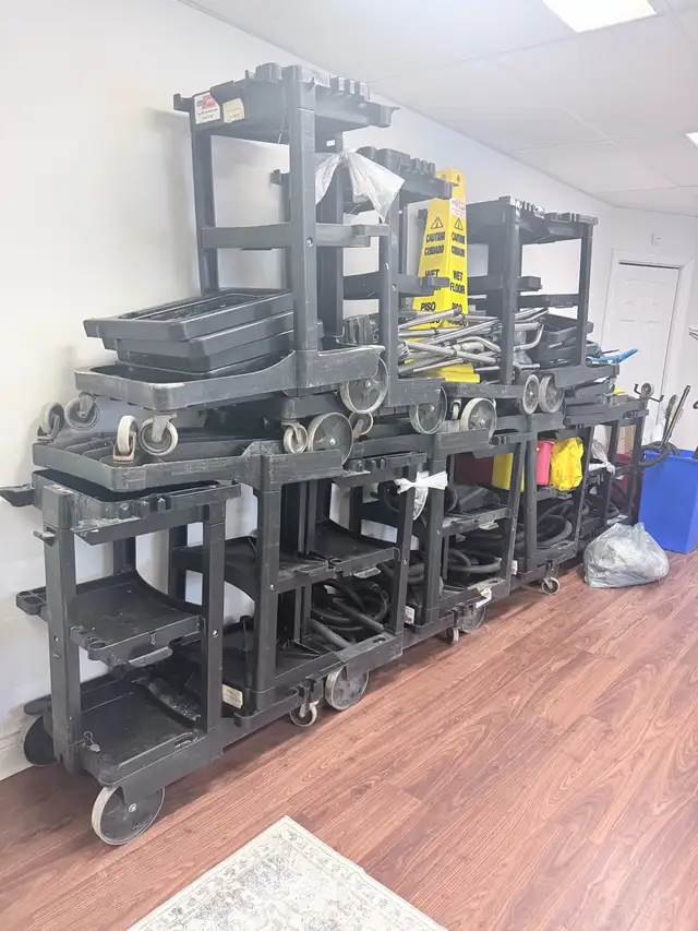 Janitorial Carts in Other Business & Industrial in Oakville / Halton Region - Image 2