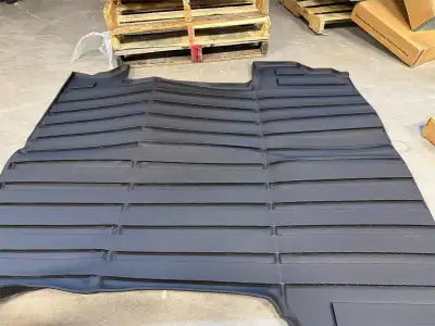 Keep your truck bed protected with this brand new PARTZER truck bed mat, custom-fit for Chevy Silver...