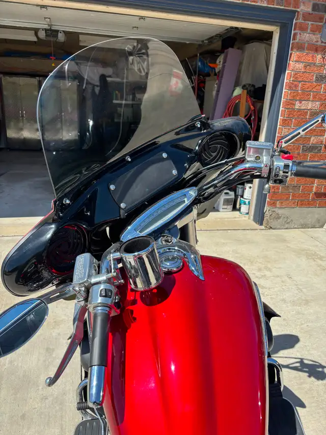 2007 Yamaha Royal Star Tourer Deluxe in Touring in St. Catharines - Image 10