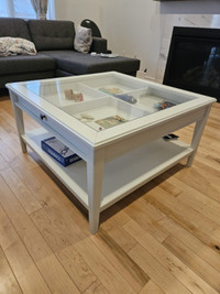 White Coffee Table (Size: 36 5/8 x 36 5/8")