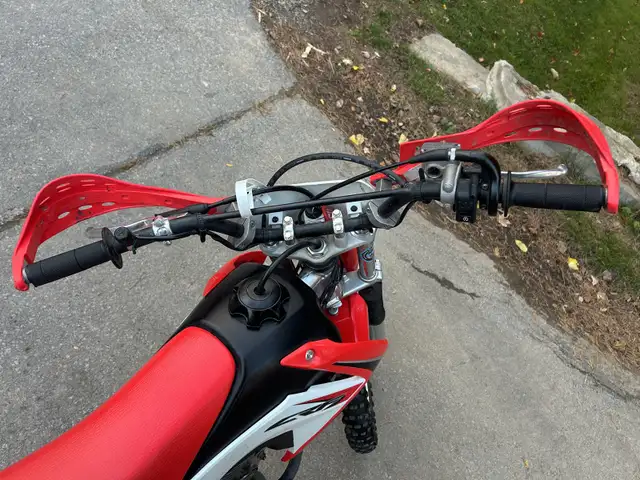 Honda CRF 125F Dirt Bike in Dirt Bikes & Motocross in Oakville / Halton Region - Image 7