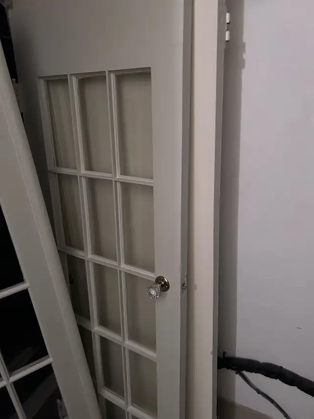 2 glass antique doors/ 2 portes anciennes in Windows, Doors & Trim in City of Montréal - Image 3