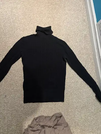 Woman's size large Gap shirts, View more