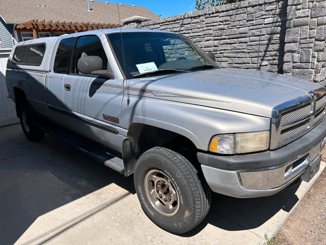 2001 RAM 2500 Cummins Laramie SLT in Cars & Trucks in Lethbridge