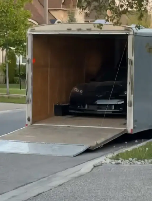 8.5x20ft 2015 Continental Cargo Trailer Enclosed Car Hauler  in Cargo & Utility Trailers in Mississauga / Peel Region - Image 7