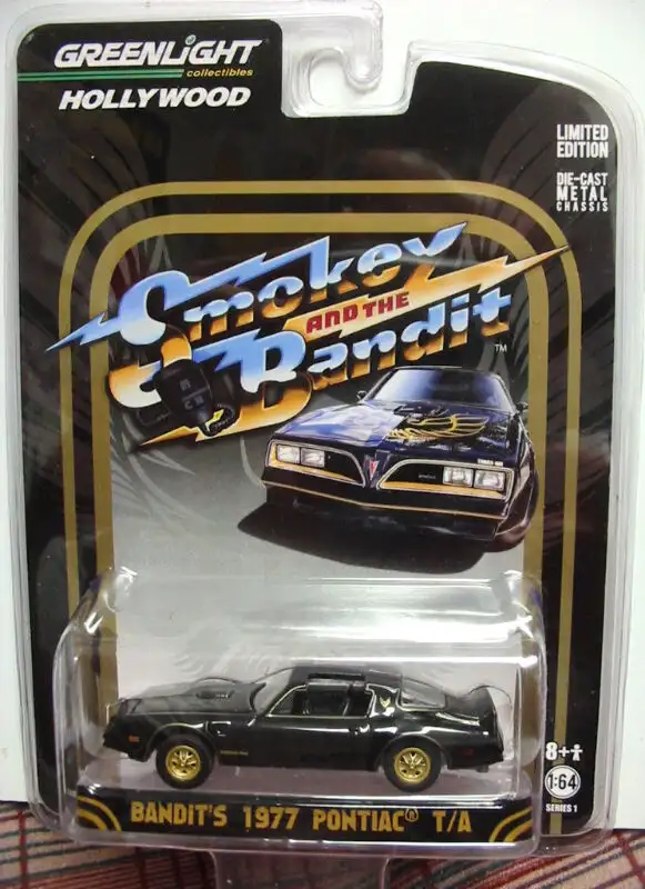Greenlight Smokey and the Bandit 1977 & 1980 Trans Am Cars in Toys & Games in Saskatoon - Image 4