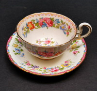 Royal Grafton Regency #6760 English Bone China teacup and saucer